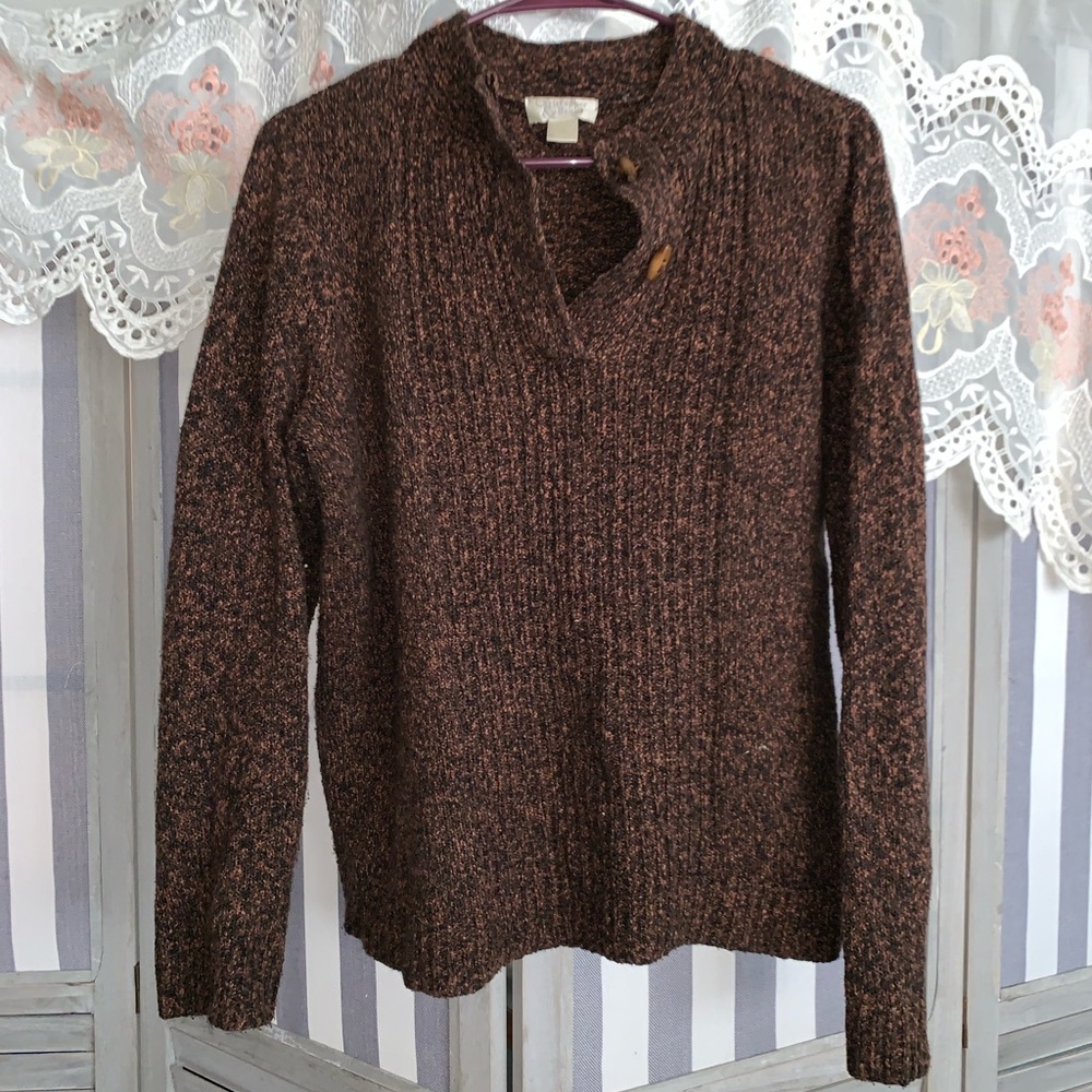 🛑SOLD🛑.       Beautiful brown sweater!